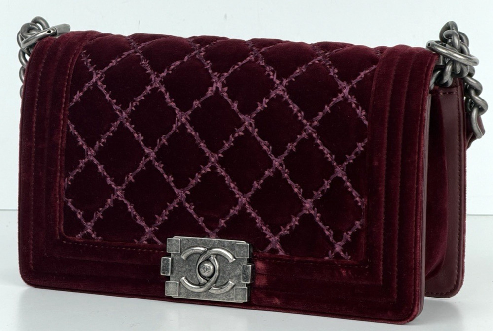 Chanel Old Medium Boy Bag in Burgundy Velvet with Ruthenium Hardware 2014 C-2